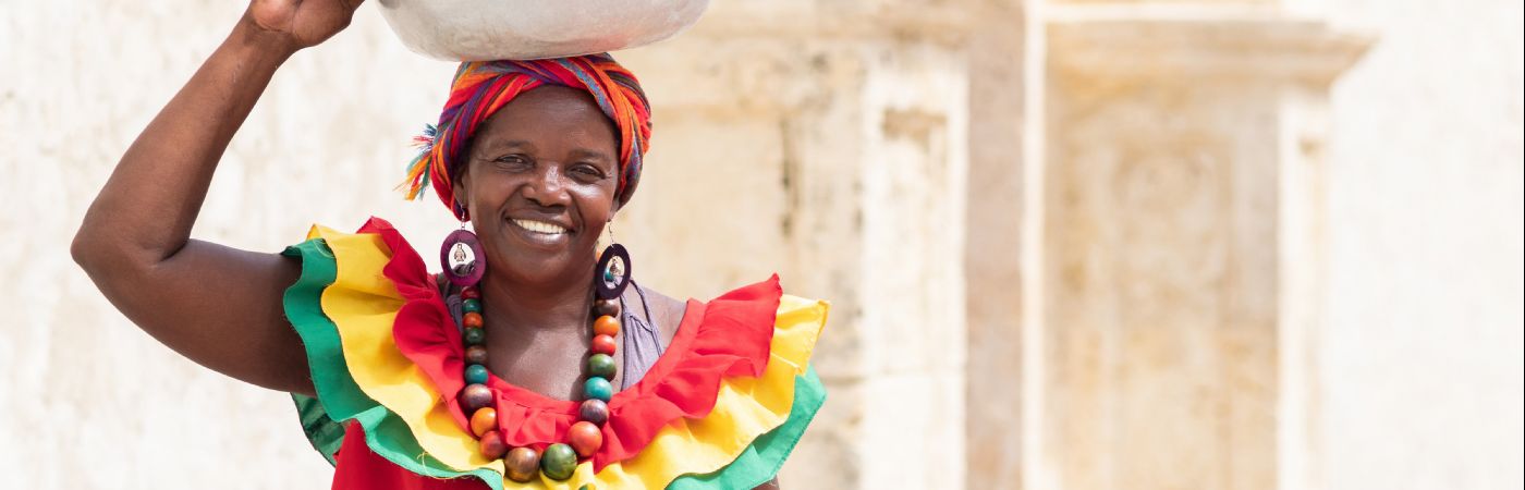 Vendeuse de fruits dans la vieille ville de Carthagène des Indes